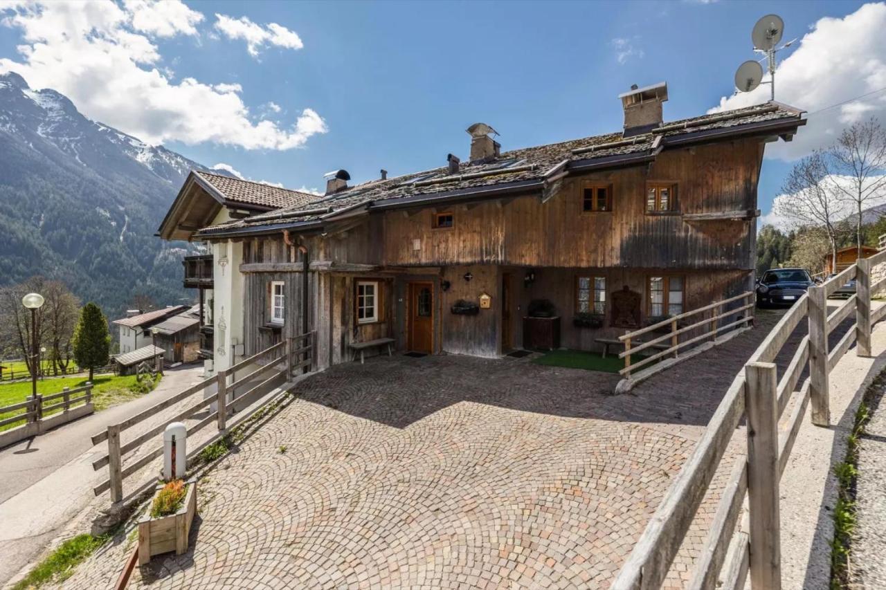 Ciasa Sommavilla Calendula Vigo di Fassa Bagian luar foto